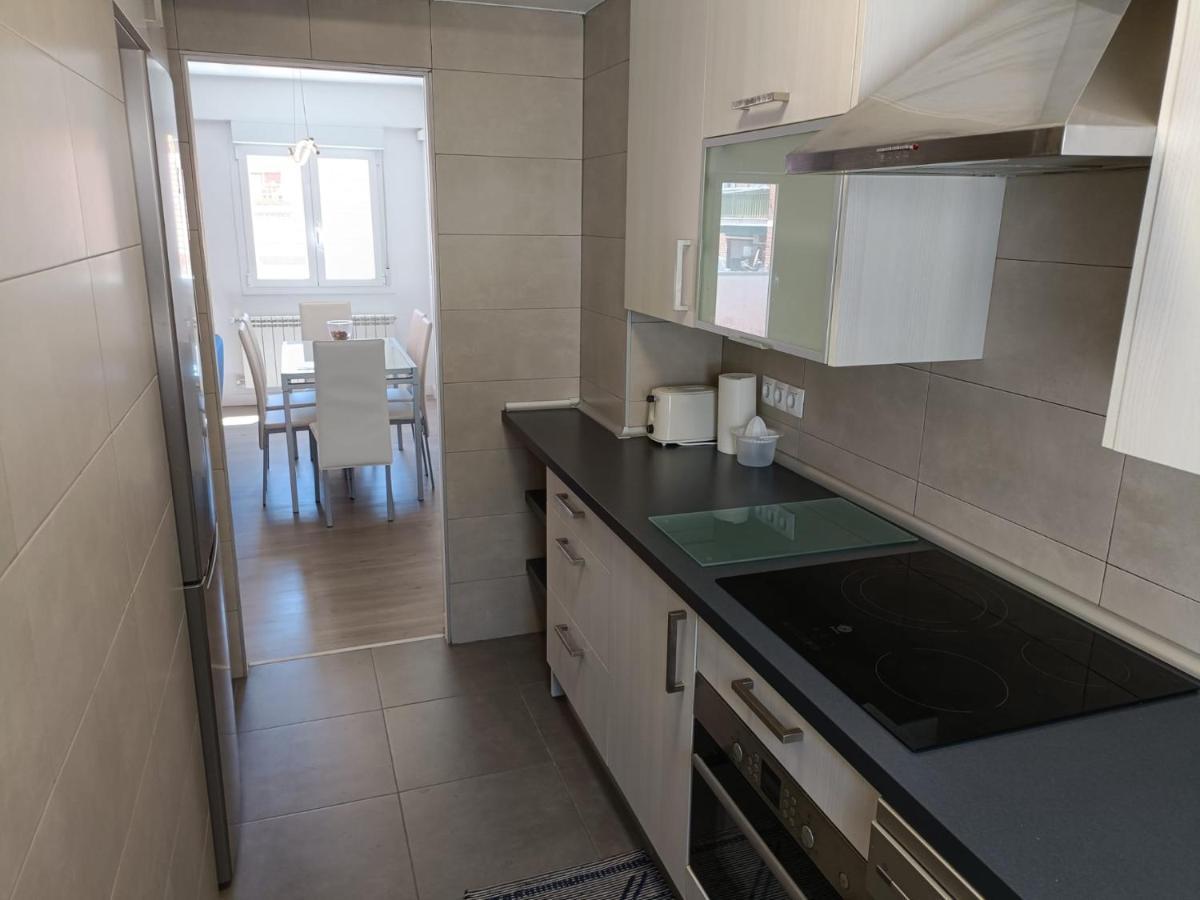 Apartamento El Torreon, Con Opcion A Parking Apartment Zaragoza Luaran gambar